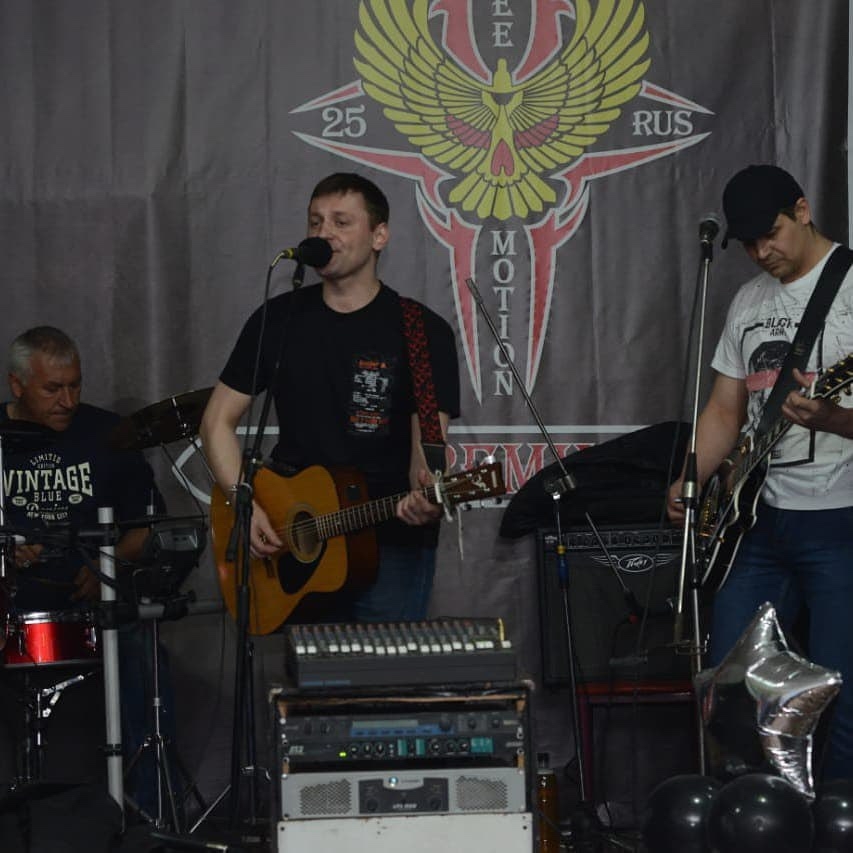 Акустический концерт на Байк Посту “Free Motion Ceremhovo”